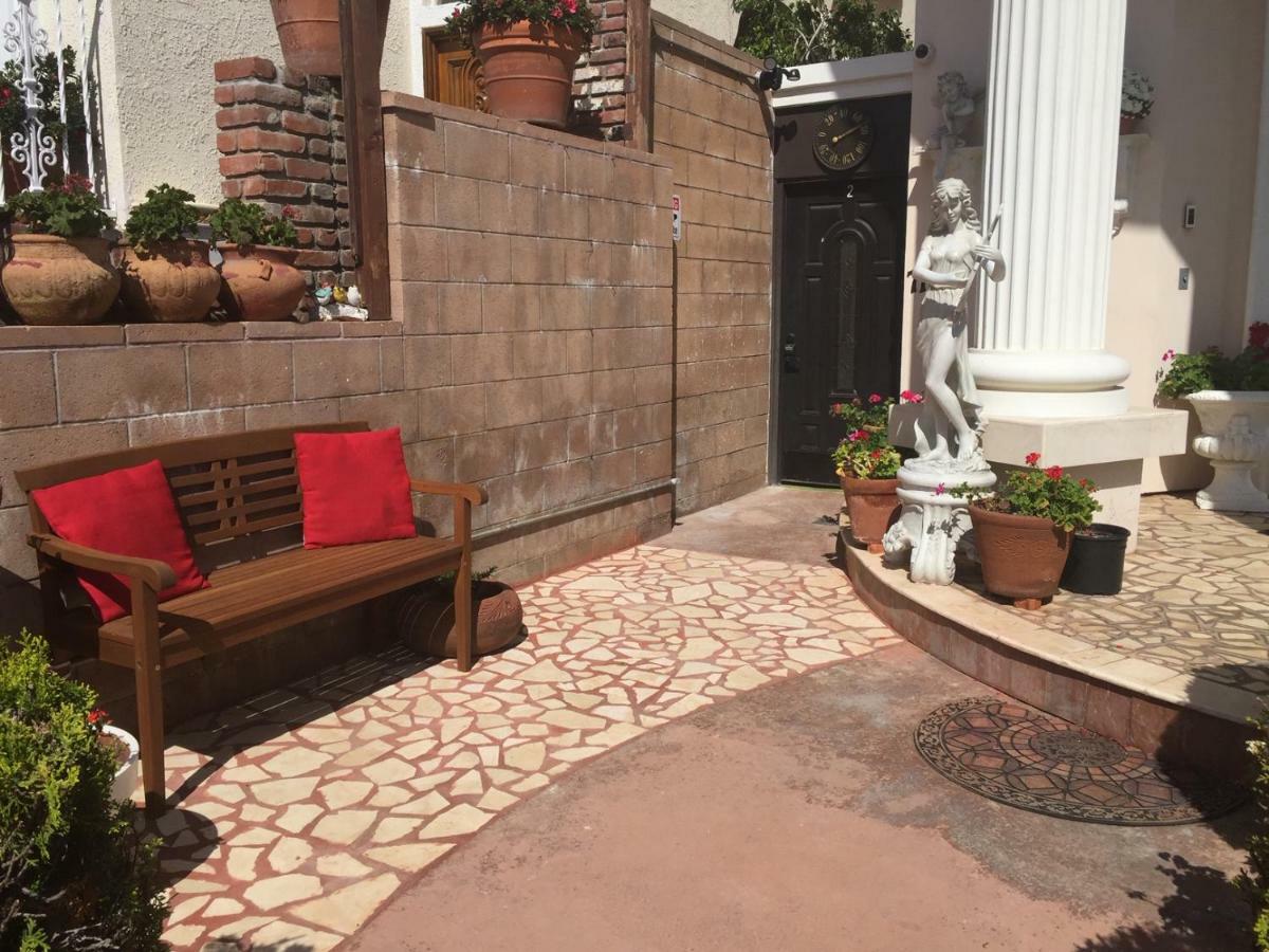 Entire Second Flr - Santa Monica Luxury Roman Villa ロサンゼルス エクステリア 写真