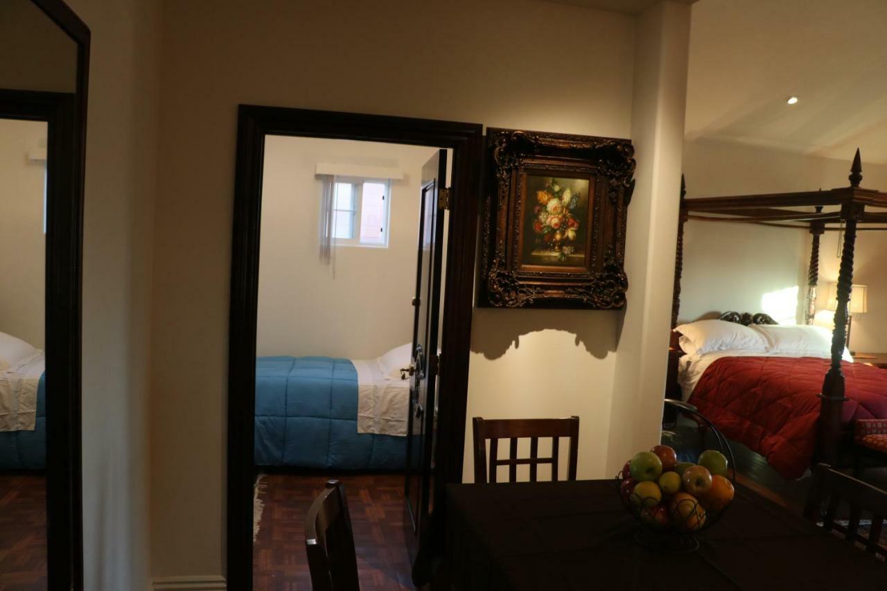Entire Second Flr - Santa Monica Luxury Roman Villa ロサンゼルス エクステリア 写真
